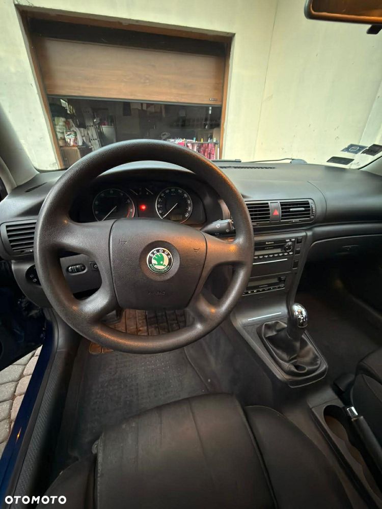 Skoda Superb 1.8T Classic - 4