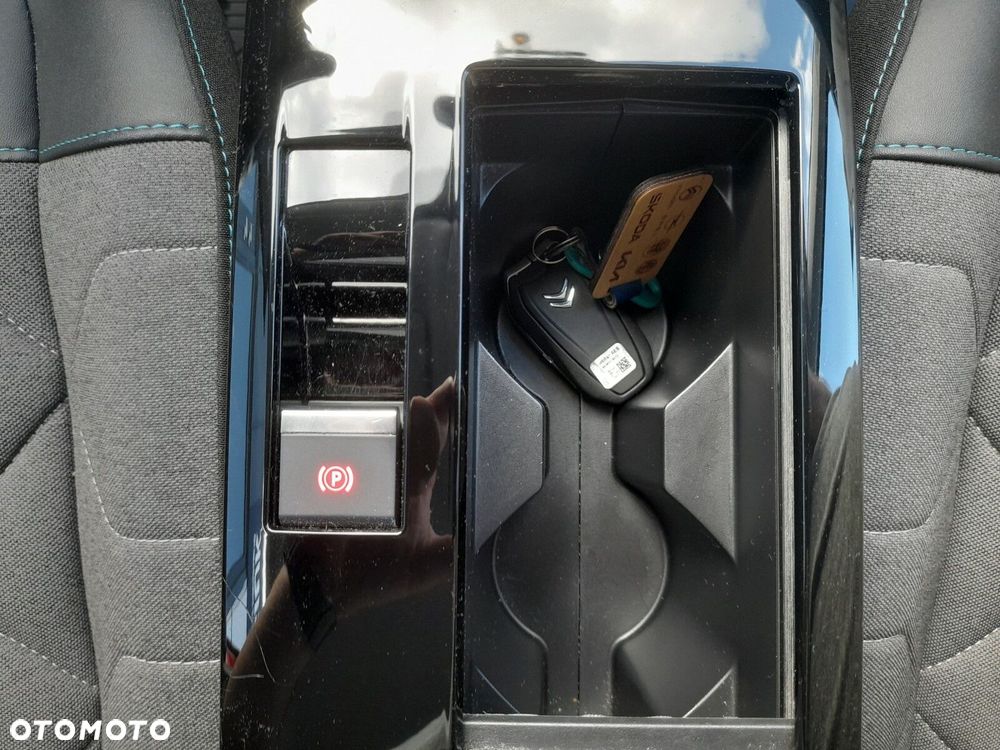 Citroën C4X 1.2 PureTech Plus S&S EAT8 - 34