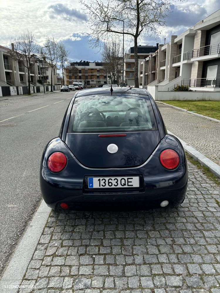 VW New Beetle - 5