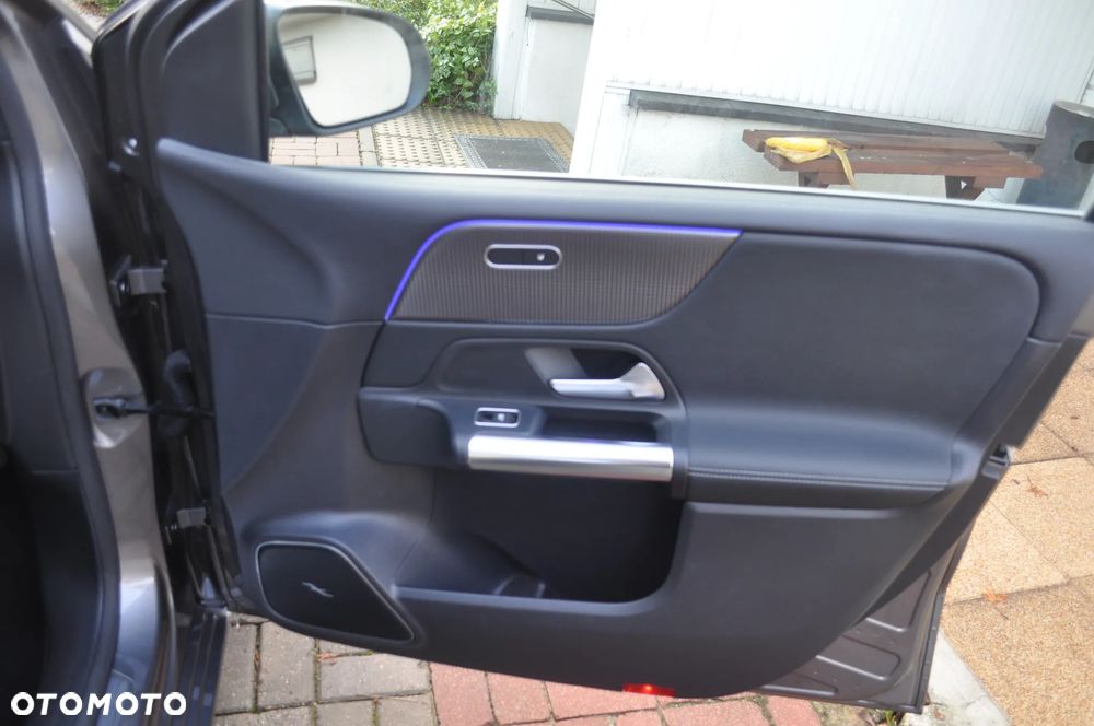 Mercedes-Benz Klasa B 200 7G-DCT Progressive Advanced - 12