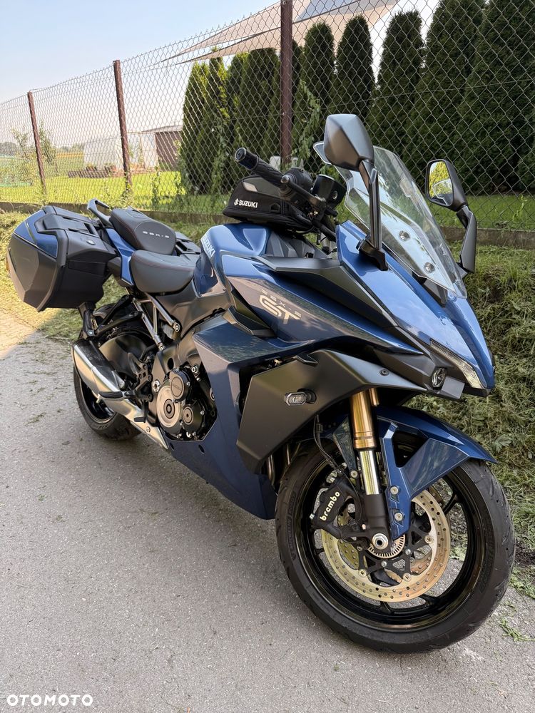 Suzuki GSX 1000 - 17