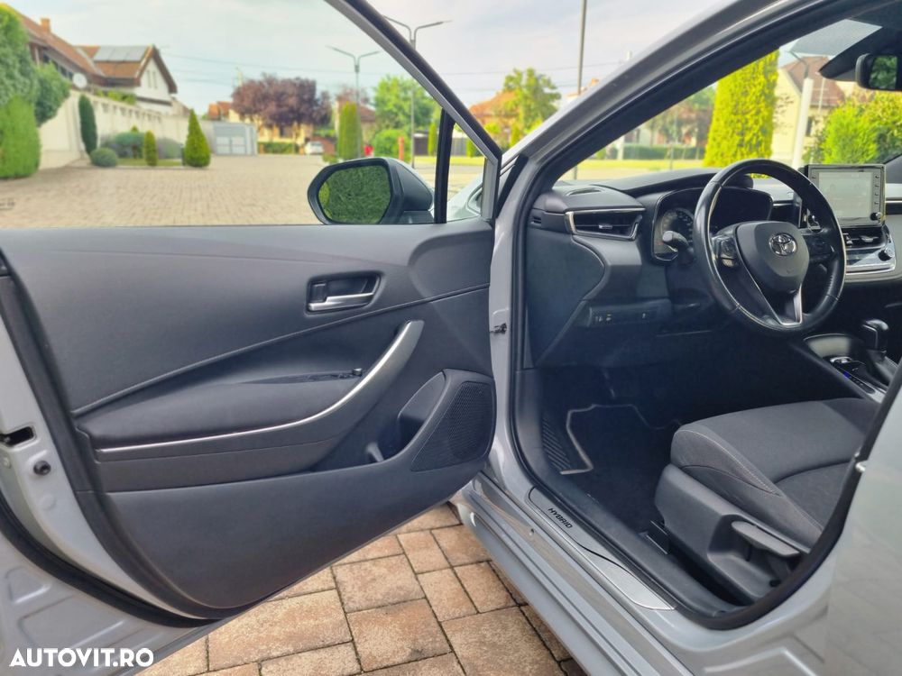 Toyota Corolla 1.8 HSD Dynamic - 11