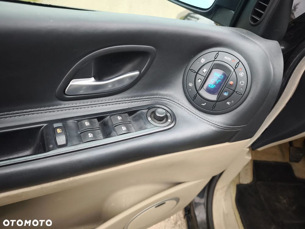 Renault Espace 2.0 Initiale - 11