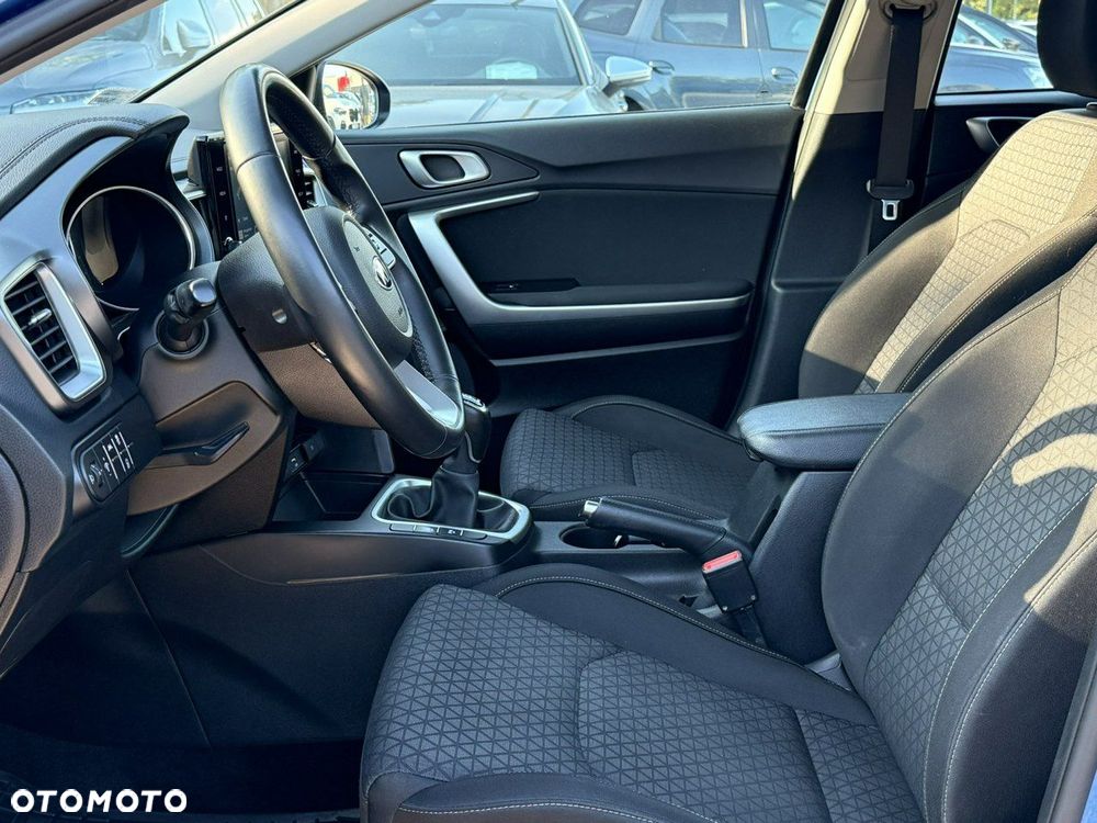 Kia Ceed 1.0 T-GDI M - 12