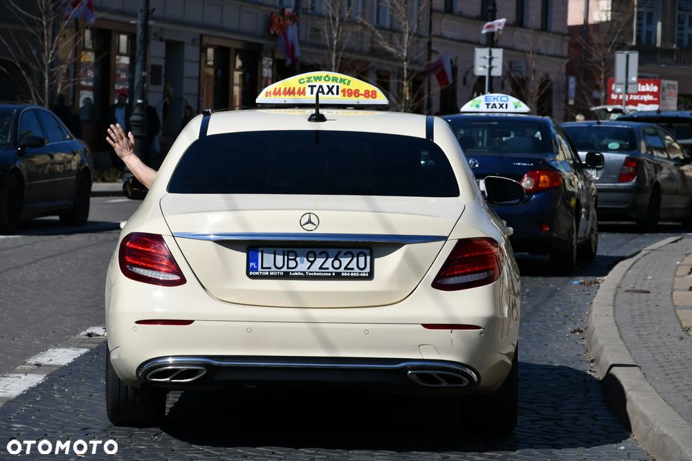 Mercedes-Benz Klasa E 200 d 9G-TRONIC Exclusive - 26