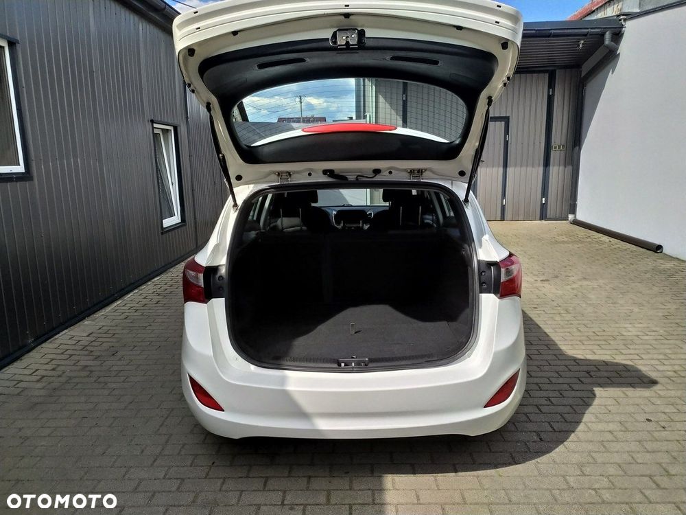 Hyundai i30 1.6 GDI BlueDrive Comfort - 21