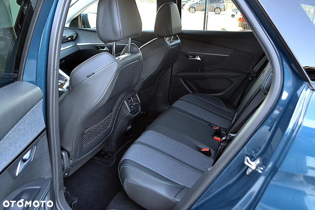 Peugeot 3008 BlueHDi 130 Stop & Start EAT8 Allure - 19