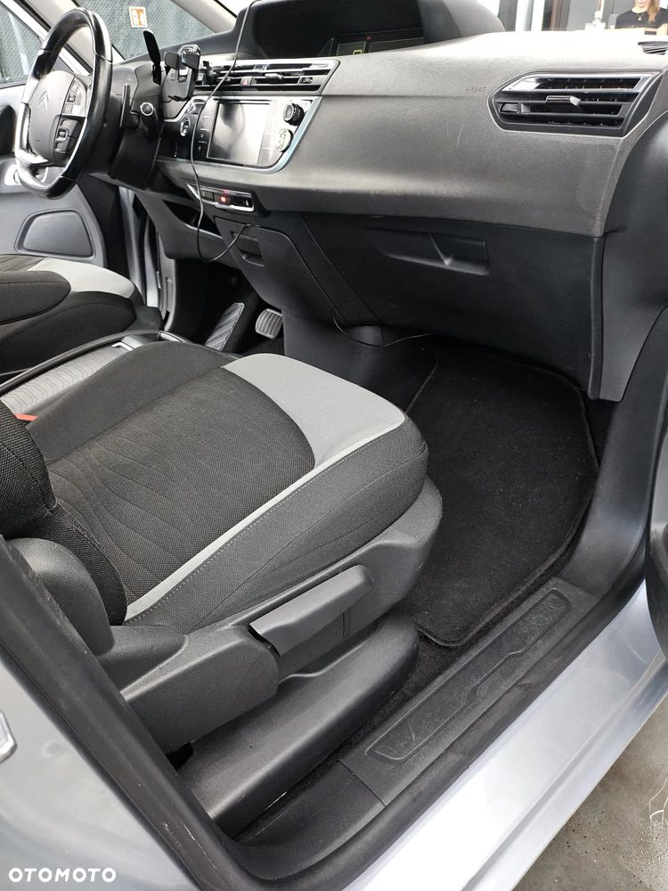 Citroën C4 Picasso - 14