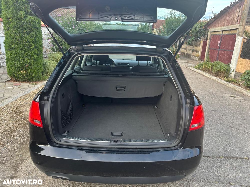 Audi A4 Avant 2.0 TDI - 7