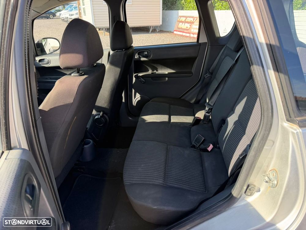 Mitsubishi Colt 1.1 Inform RCD/AC - 8