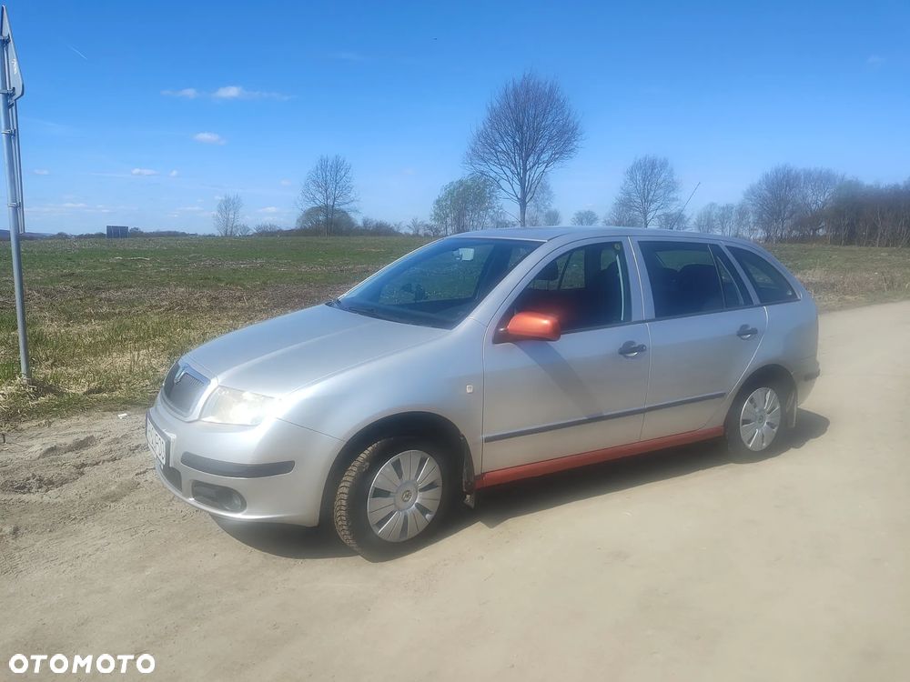 Skoda Fabia 1.4 16V Ambiente - 6