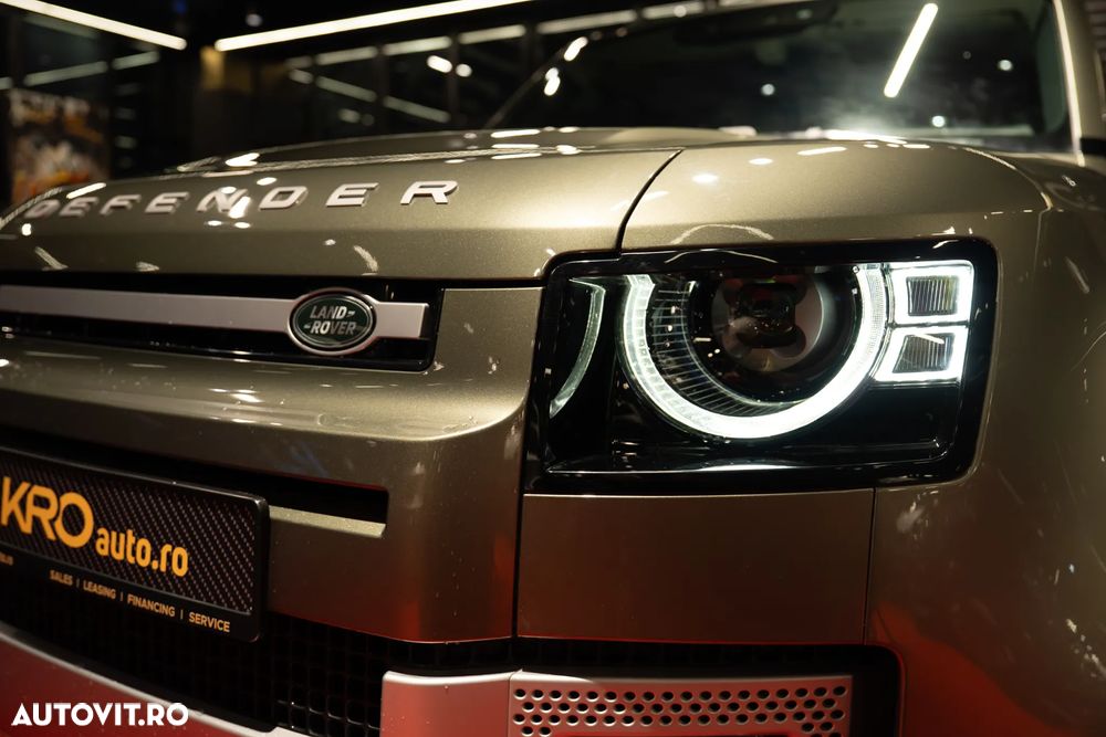 Land Rover Defender 110 2.0 P300 SE - 9