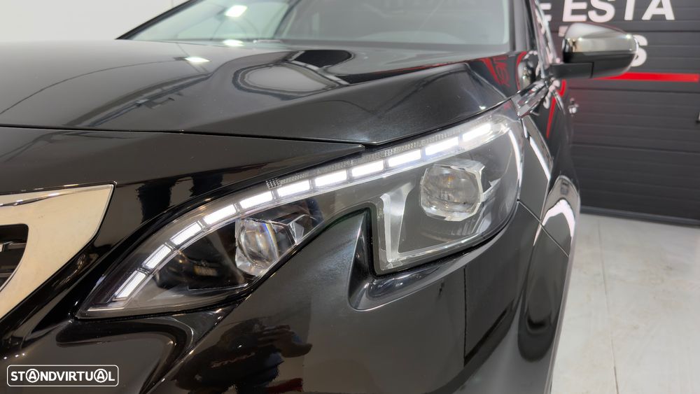 Peugeot 3008 PureTech 130 Stop & Start GPF Allure Business-Pack - 8