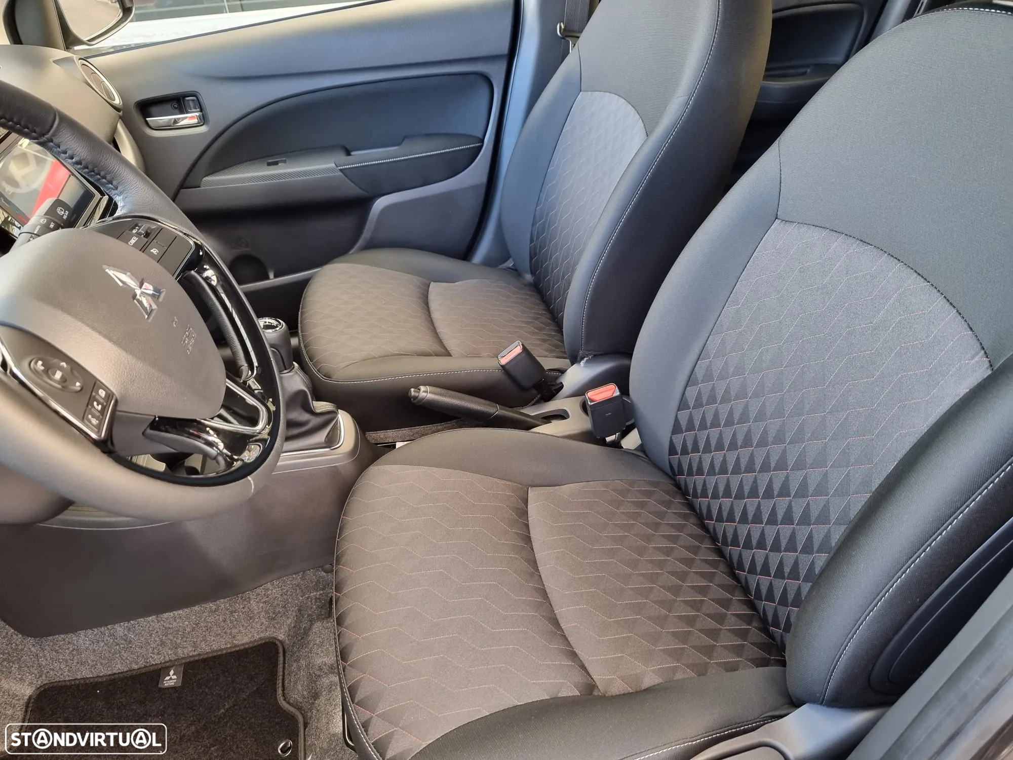 Mitsubishi Space Star 1.2 Intense Connect Edition - 20