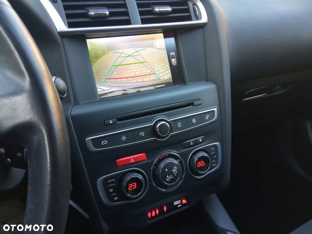 DS Automobiles DS 4 Crossback - 13