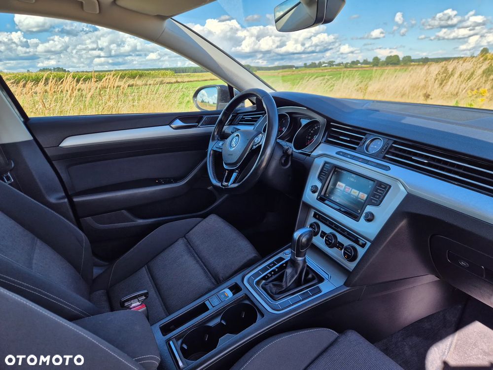 Volkswagen Passat 2.0 TDI SCR DSG Highline - 19