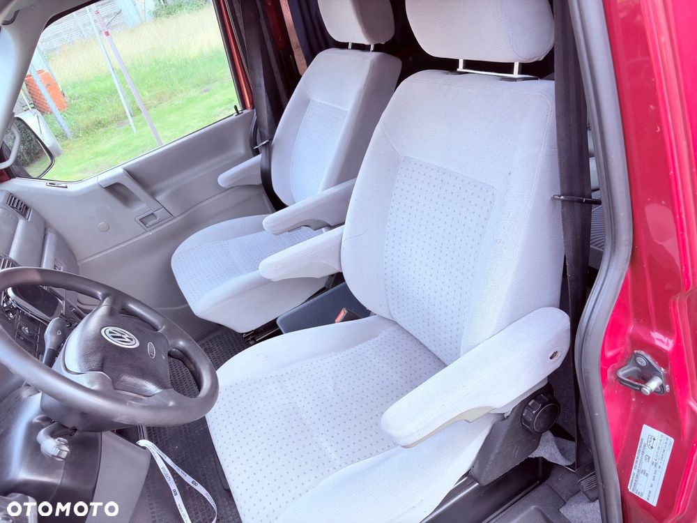 Volkswagen Transporter - 3