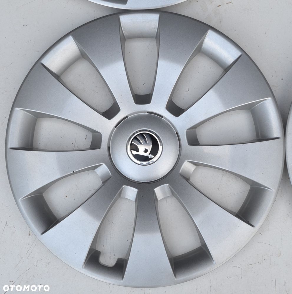ORYGINALNE KOŁPAKI OEM SKODA 16 CALI x4szt. K-701 - 6