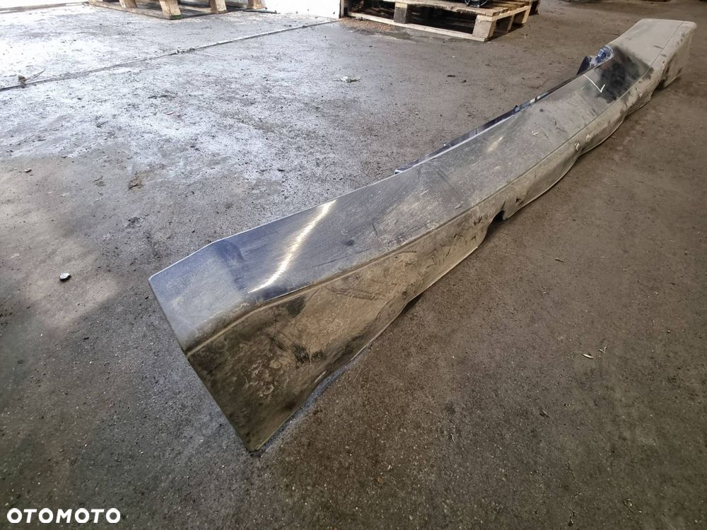 LISTWA BOCZNA LEWA MASERATI GRANTURISMO S 080093800 - 5