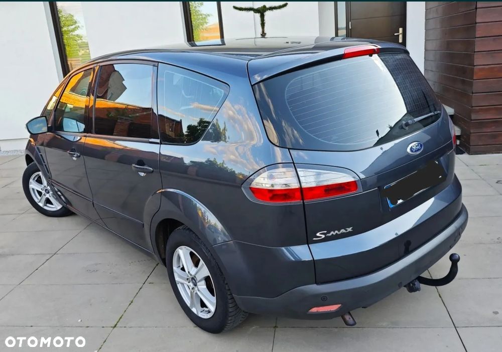 Ford S-Max 2.0 Ambiente - 2