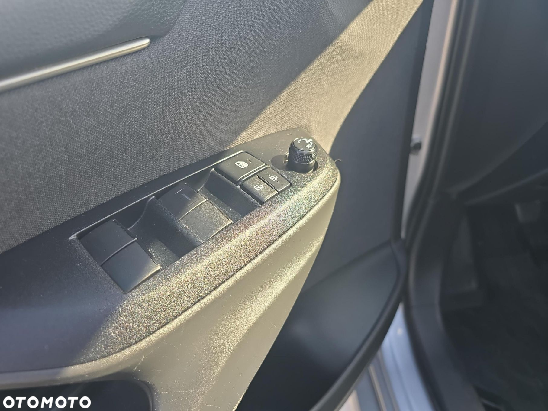 Toyota Yaris - 20