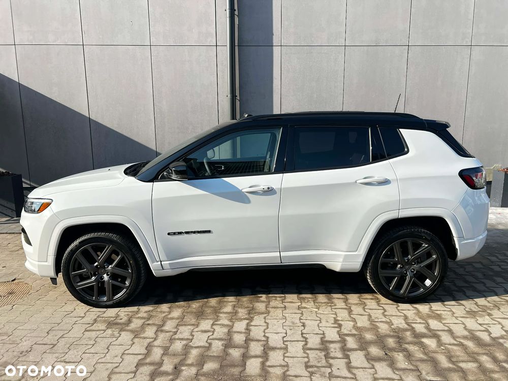 Jeep Compass - 2