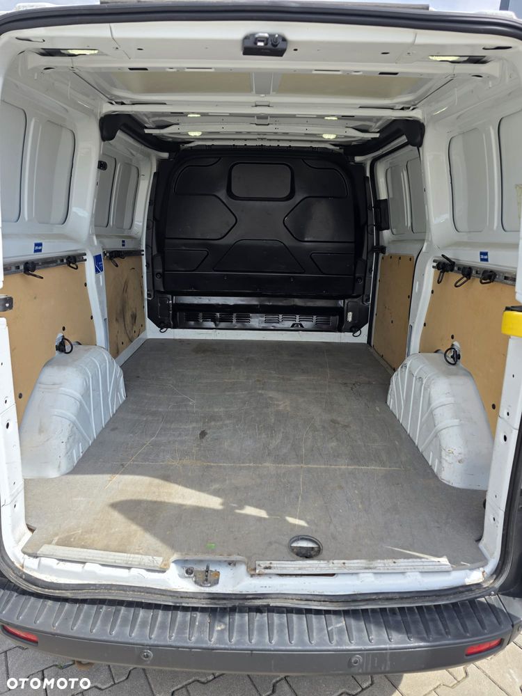 Ford TRANSIT CUSTOM - 4