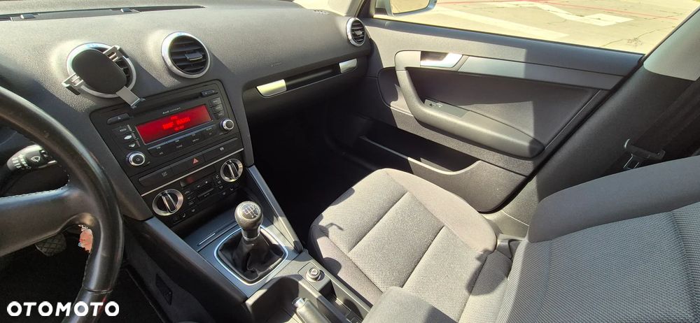 Audi A3 Sportback 1.9 TDI DPF Ambition - 6