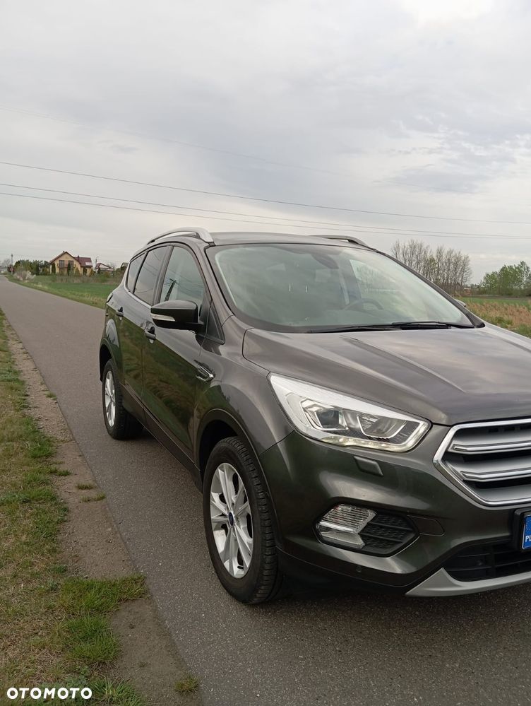 Ford Kuga - 1