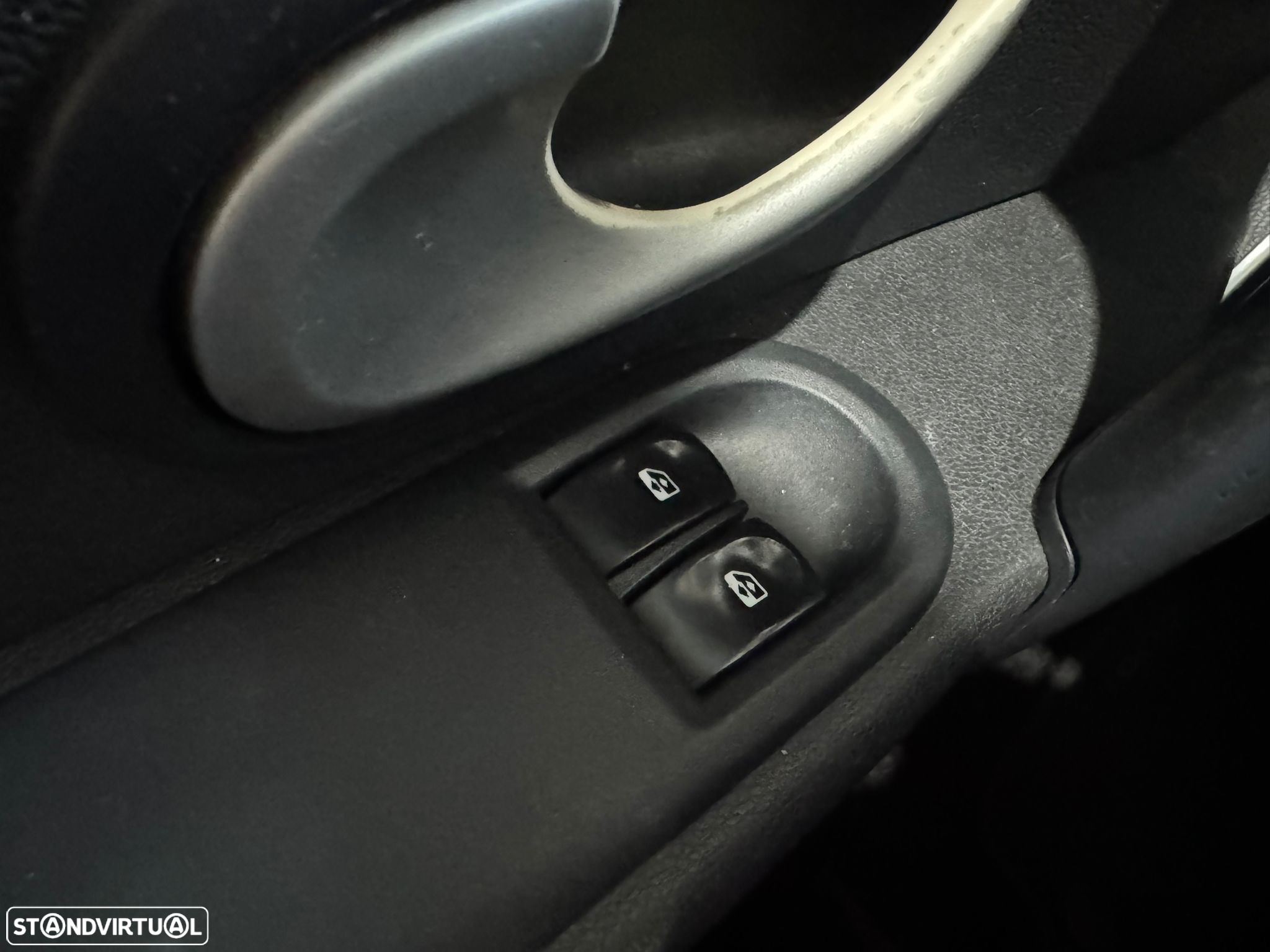 Renault Clio 1.5 dCi Rip Curl II - 21