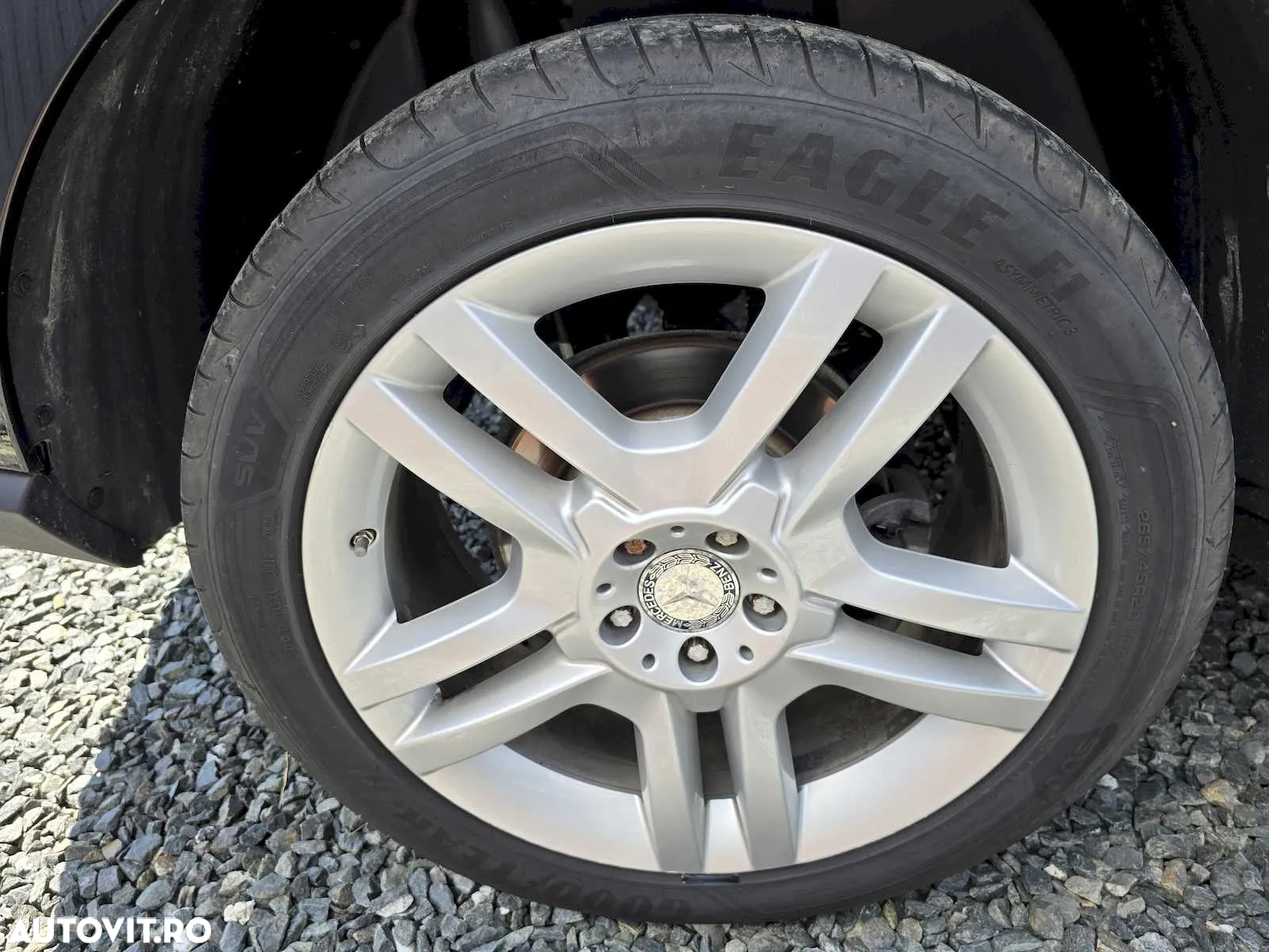 Mercedes-Benz ML 350 BlueTec 4MATIC Aut - 33