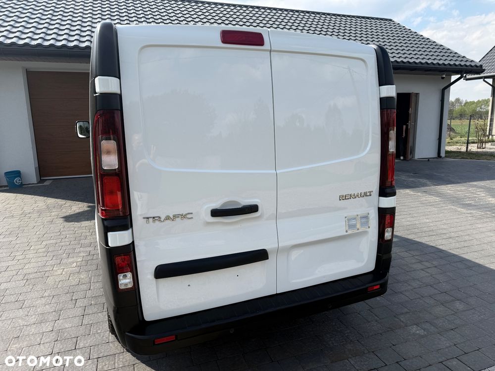 Renault Trafic - 9