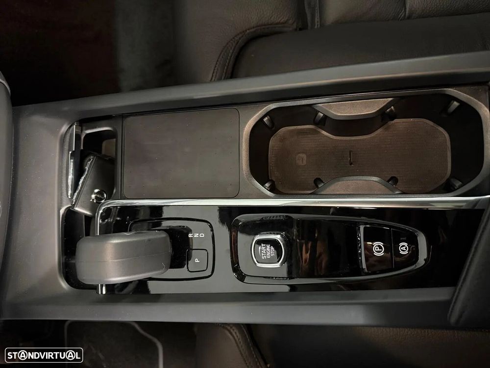 Volvo XC 60 2.0 T8 PHEV Plus Bright AWD - 15