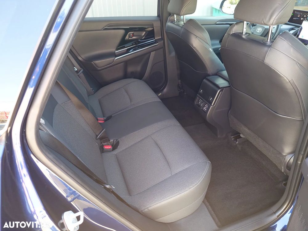 Toyota BZ4X 160 KW AWD (4x4) Luxury - 24