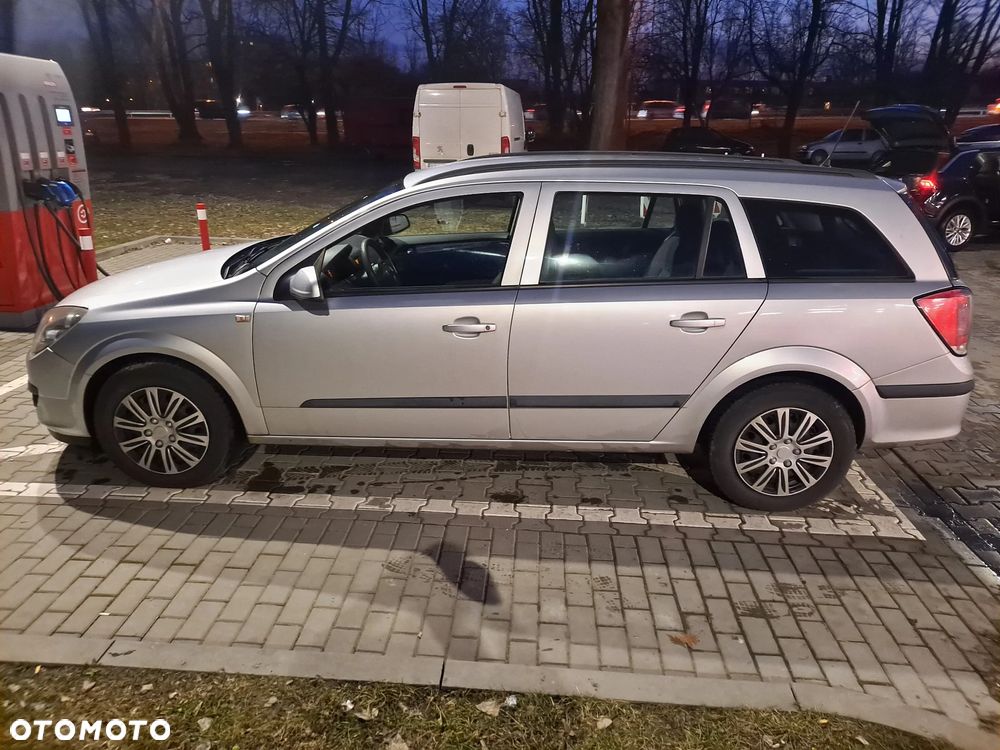 Opel Astra - 2