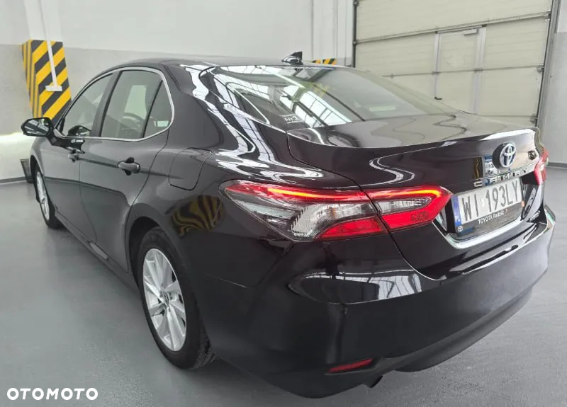 Toyota Camry 2.5 Hybrid Comfort CVT - 3