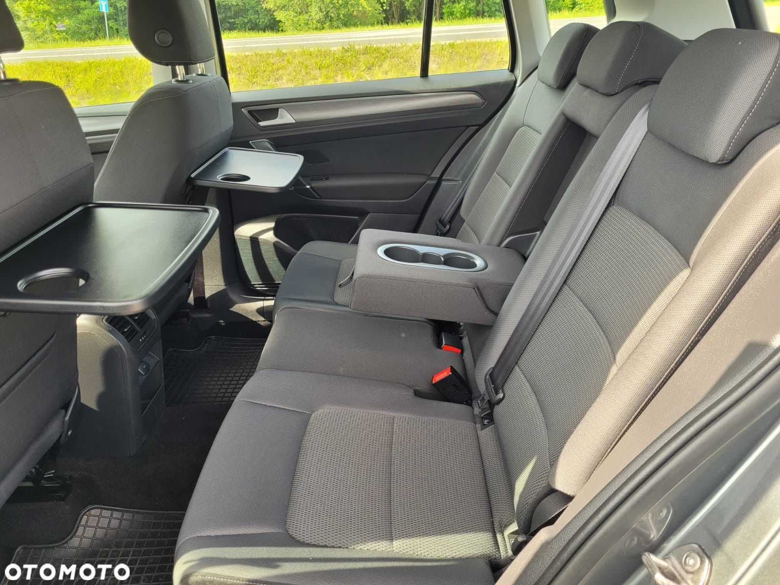 Volkswagen Golf Sportsvan VII SV 1.2 TSI BMT Start - 23