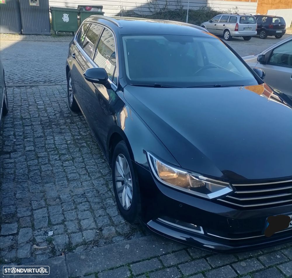 VW Passat Variant 1.6 TDI Confortline DSG - 2