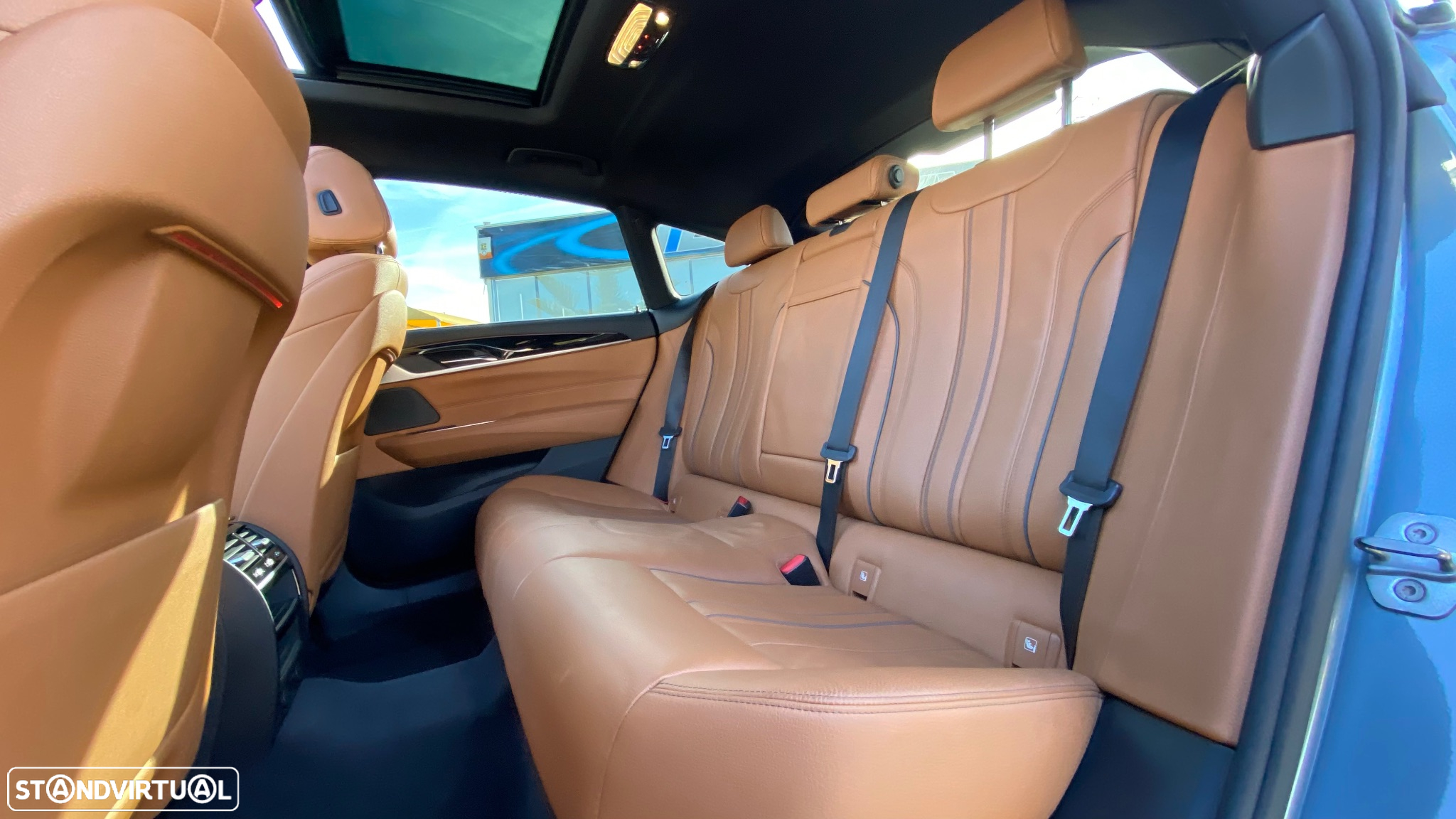 BMW 630 Gran Turismo d Pack M - 25