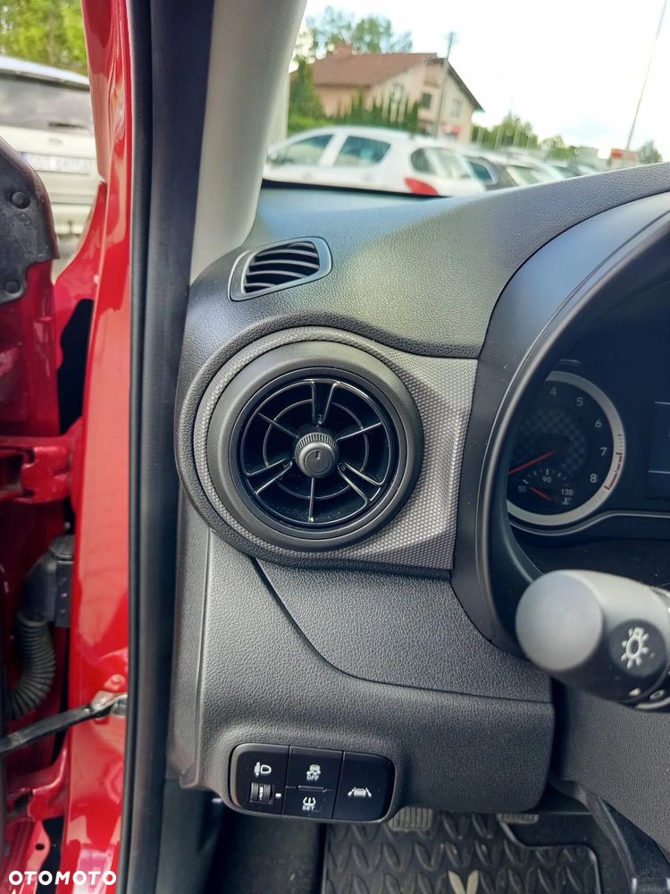 Hyundai i10 1.2 Modern - 12