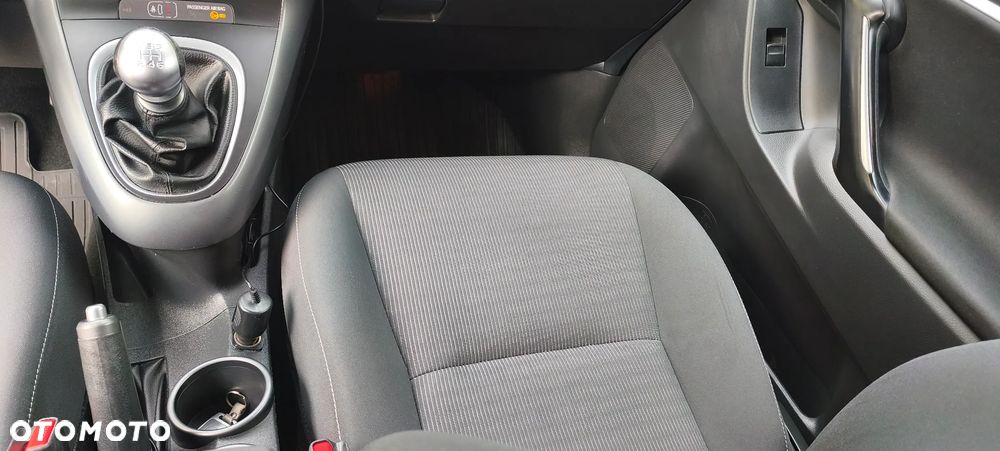 Toyota Verso - 17