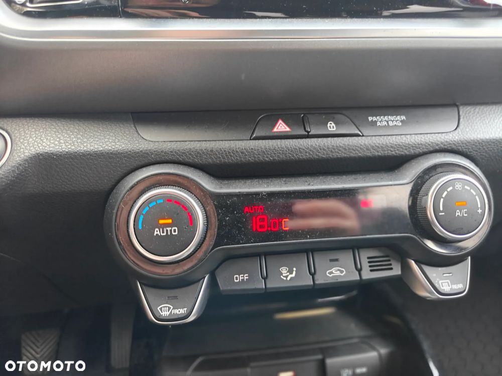 Kia Stonic 1.0 T-GDI L Business Line - 9