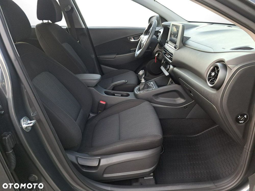 Hyundai Kona - 13