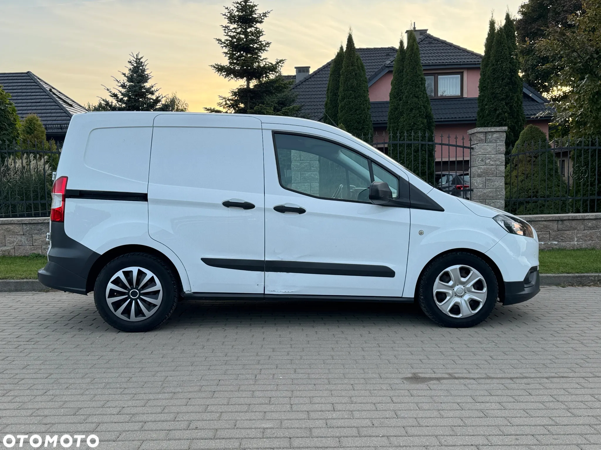 Ford TRANSIT COURIER - 7