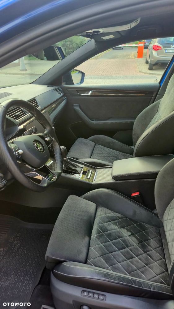 Skoda Superb 2.0 TSI 4x4 Sportline DSG - 7