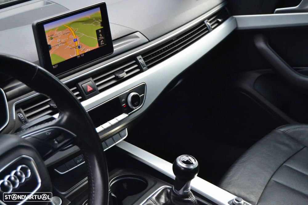 Audi A4 2.0 TDI Design - 20