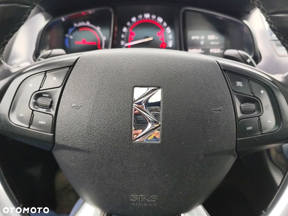 Citroën DS5 2.0 HDi Hybrid4 SoChic MCP - 32