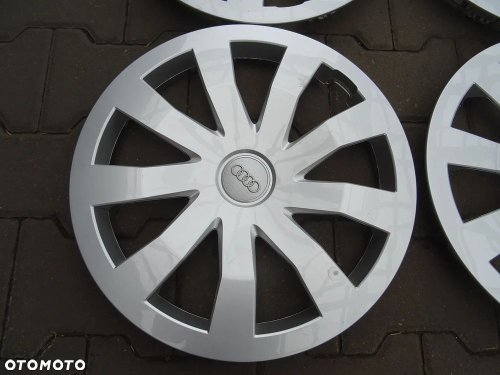 AUDI Oryginalne kołpaki 15 - 2