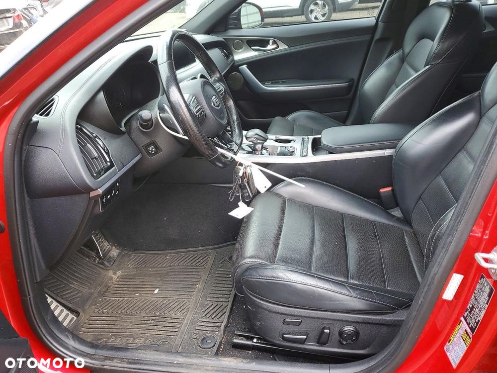 Kia Stinger 3.3 T-GDI AWD GT - 8