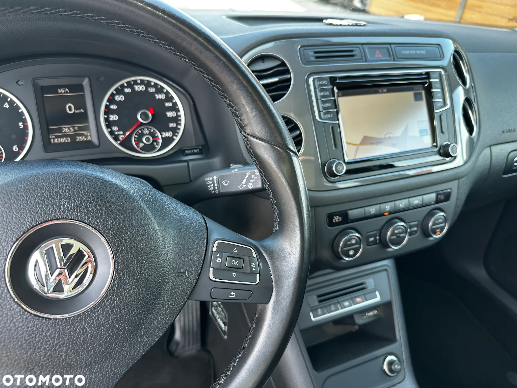 Volkswagen Tiguan - 12